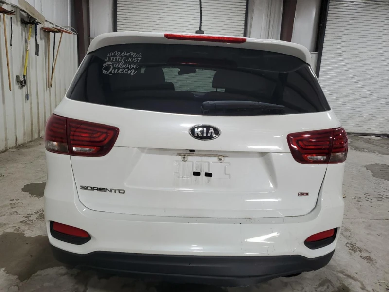 Kia Sorento, снимка 6 - Автомобили и джипове - 48323496