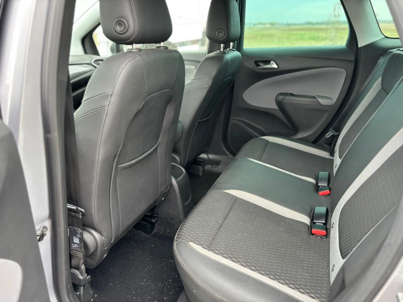 Opel Crossland X / 1.2I / НЕ ПАЛИ / , снимка 10 - Автомобили и джипове - 52296293