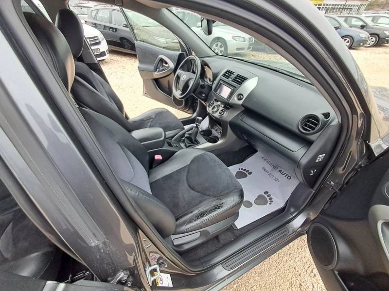 Toyota Rav4 2.2D4D 4x4, снимка 12 - Автомобили и джипове - 52739819