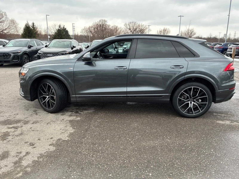 Audi Q8 * Progressiv * CARFAX * БЕЗ ПЪРВОНАЧАЛНА ВНОСКА, снимка 2 - Автомобили и джипове - 52931189