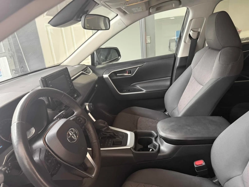 Toyota Rav4 * XLE * CARFAX * БЕЗ ПЪРВОНАЧАЛНА ВНОСКА, снимка 5 - Автомобили и джипове - 53157708