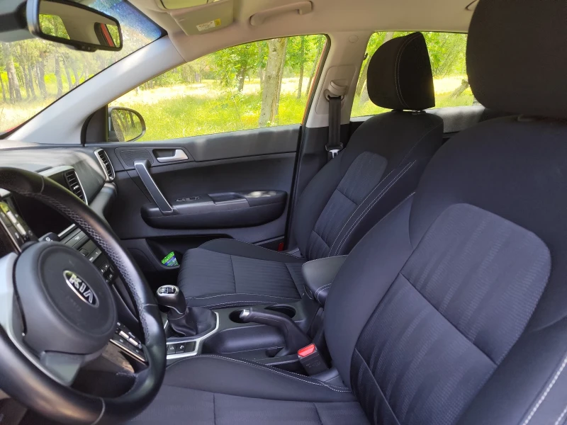 Kia Sportage, снимка 6 - Автомобили и джипове - 53334805