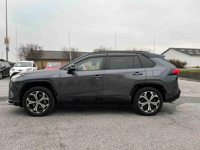 Toyota Rav4 Plug-in 4x4 Executive/кожа/360&#186;/стъклен таван, снимка 2 - Автомобили и джипове - 52565498