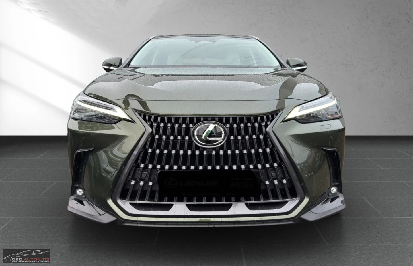 Lexus NX 350h НОВ!/2.5HEV/ИЗБОР ЦВЯТ!/LUXURY/4X4/HUD/PANO/340v - изображение 5