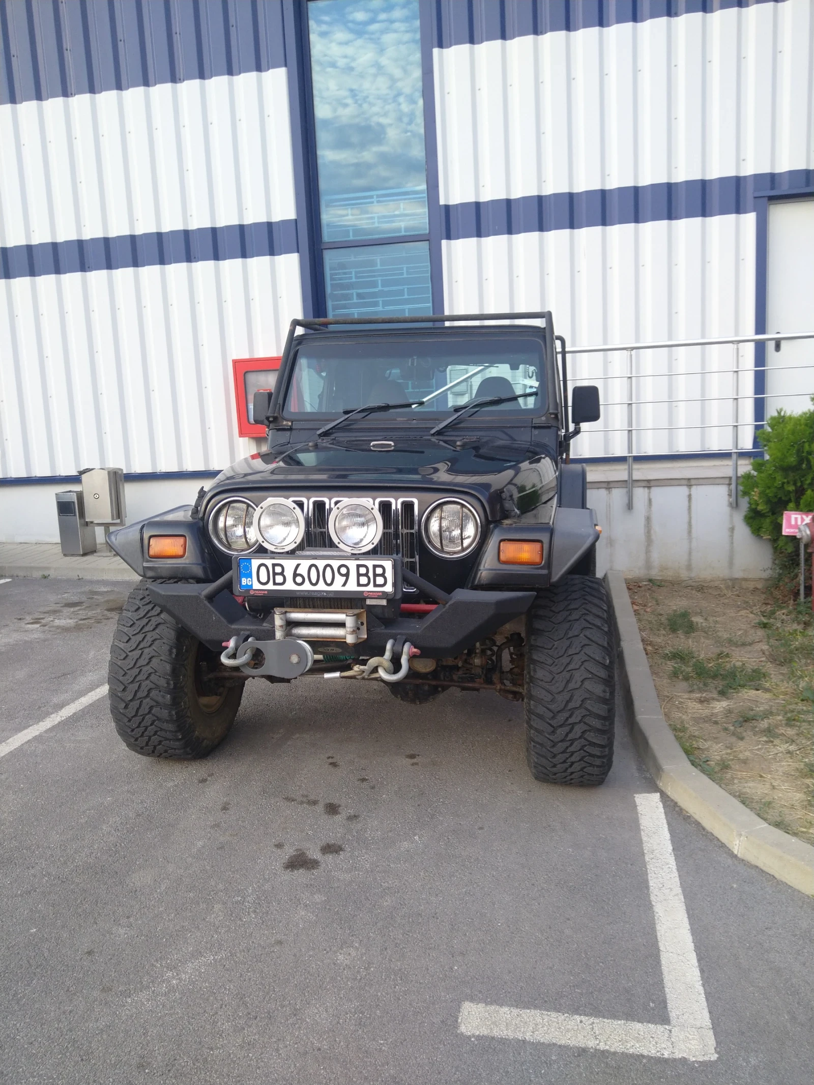 Jeep Wrangler | Mobile.bg   11