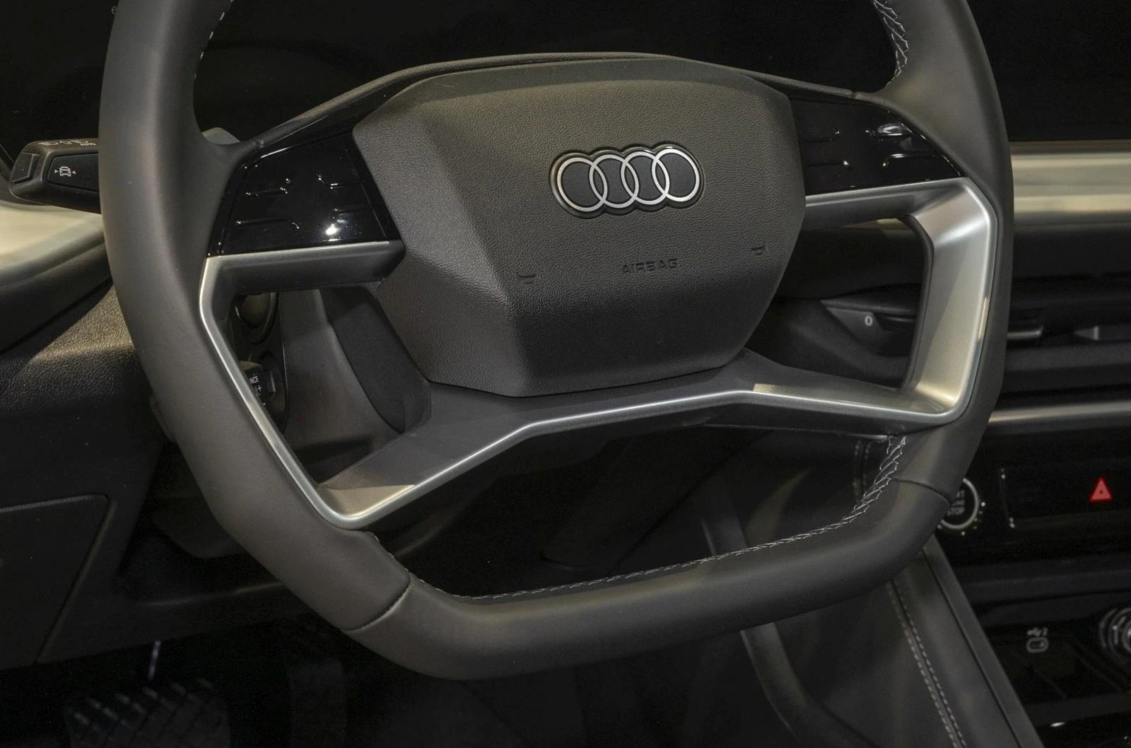 Audi Q5 40 TDI/SPORTBACK/NEW MODEL/S-LINE/PANO/CAMERA | Mobile.bg   7