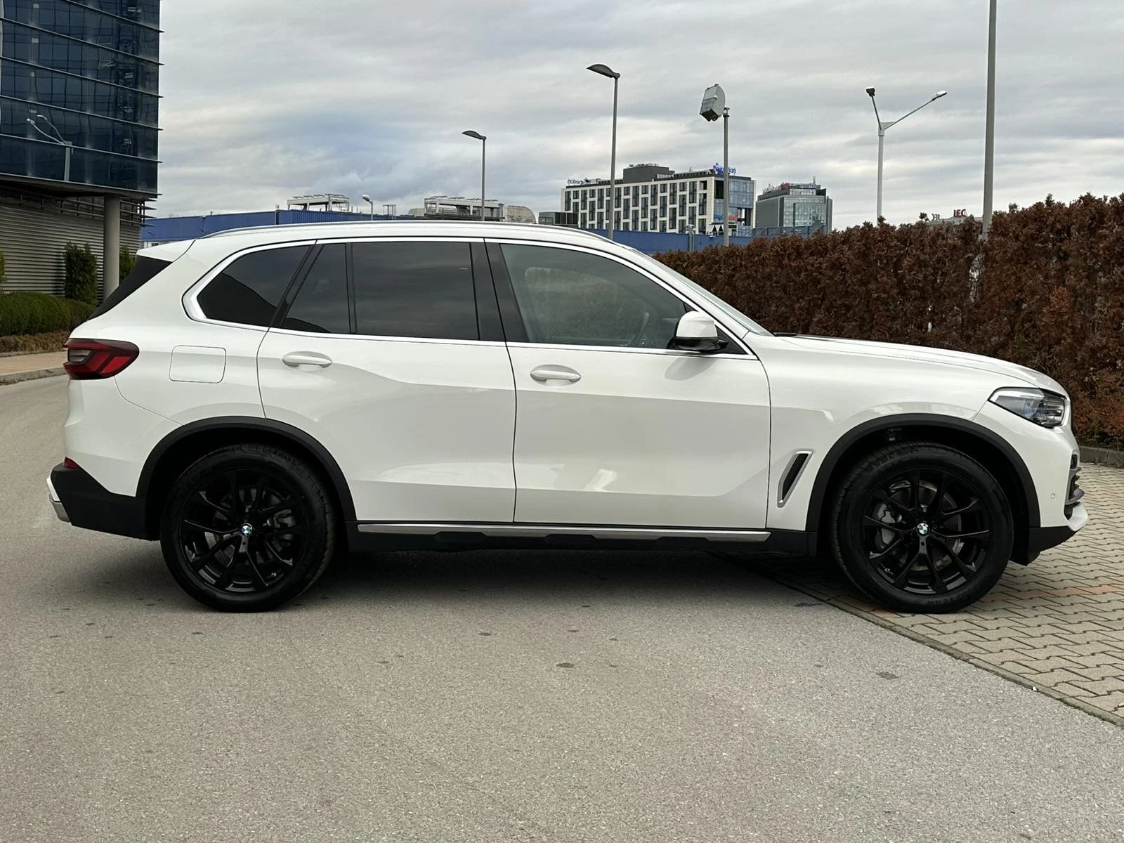 BMW X5 40iX HIBRID - изображение 7