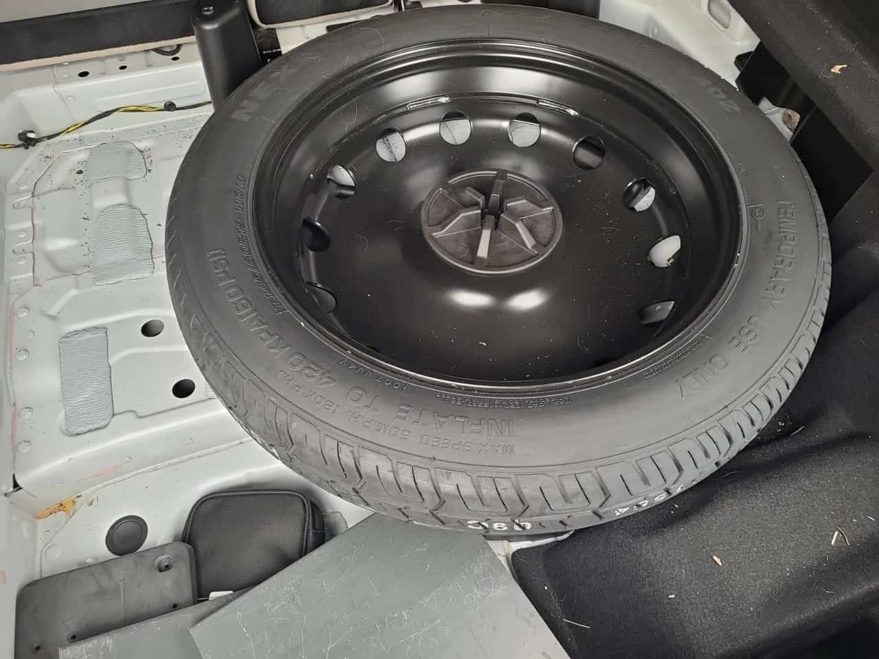 Mercedes-Benz GLC 300 KEYLESS* ПОДГРЕВИ* ПАНОРАМА* CARFAX, снимка 15 - Автомобили и джипове - 54185699