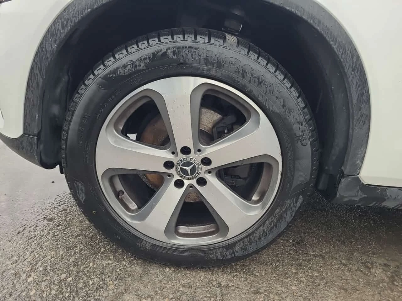 Mercedes-Benz GLC 300 KEYLESS* ПОДГРЕВИ* ПАНОРАМА* CARFAX, снимка 6 - Автомобили и джипове - 54185699