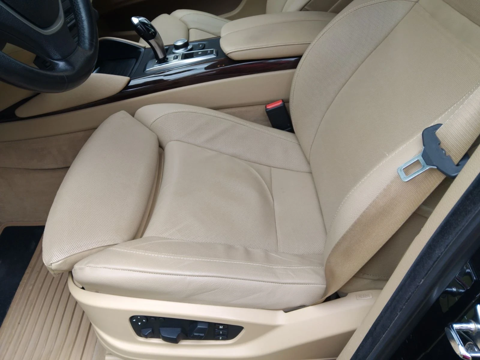 BMW X6, снимка 7 - Автомобили и джипове - 54633375