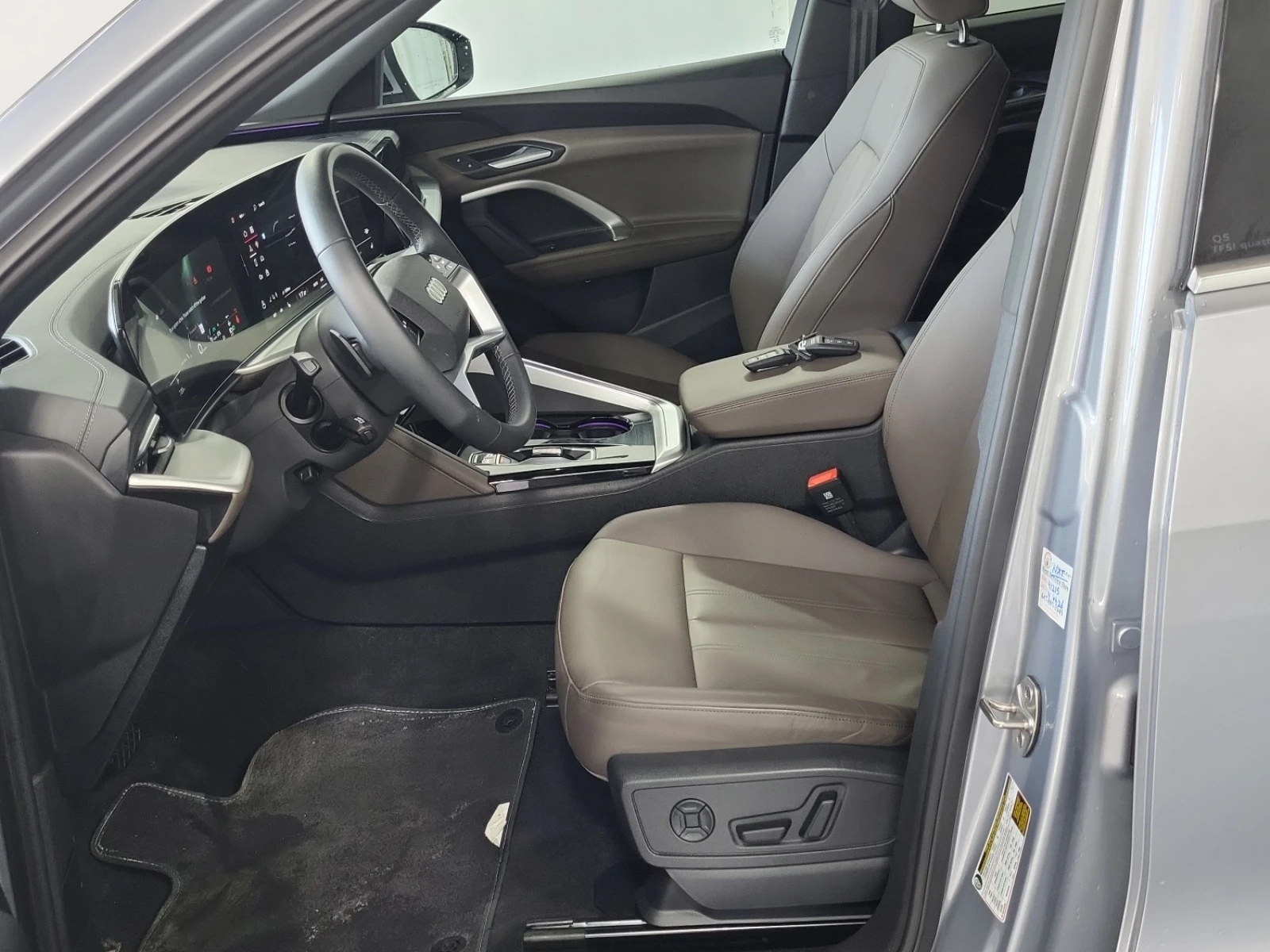 Audi Q5 2.0 TFSI quattro * S-LINE PCKG * ПАНОРАМА * CARFAX, снимка 9 - Автомобили и джипове - 54991347