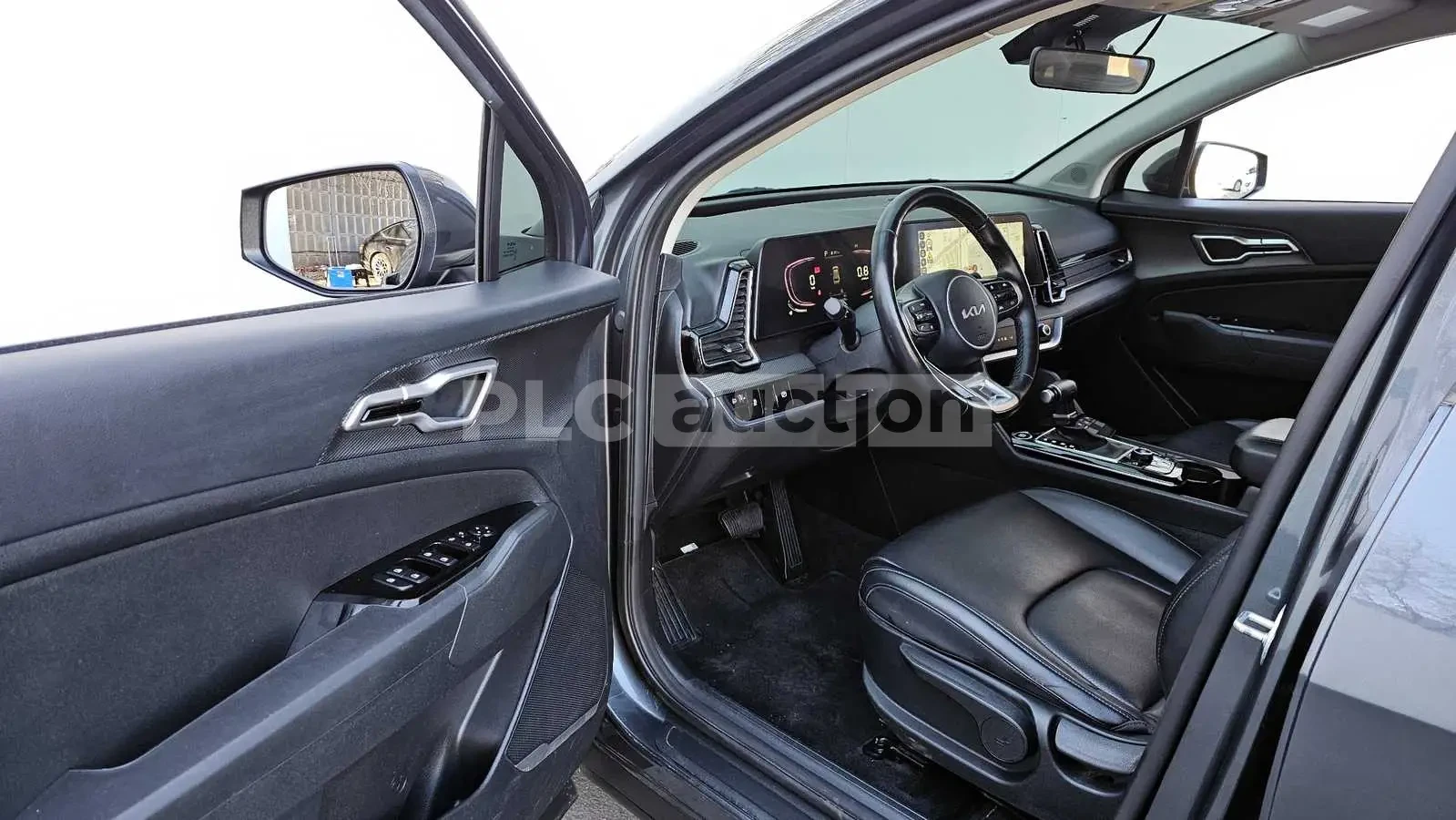 Kia Sportage 2.0| КАМЕРА| ПОДГРЕВ НА ВОЛАНА| ВКЛ.ТЕХНОТЕСТ, снимка 4 - Автомобили и джипове - 55009103