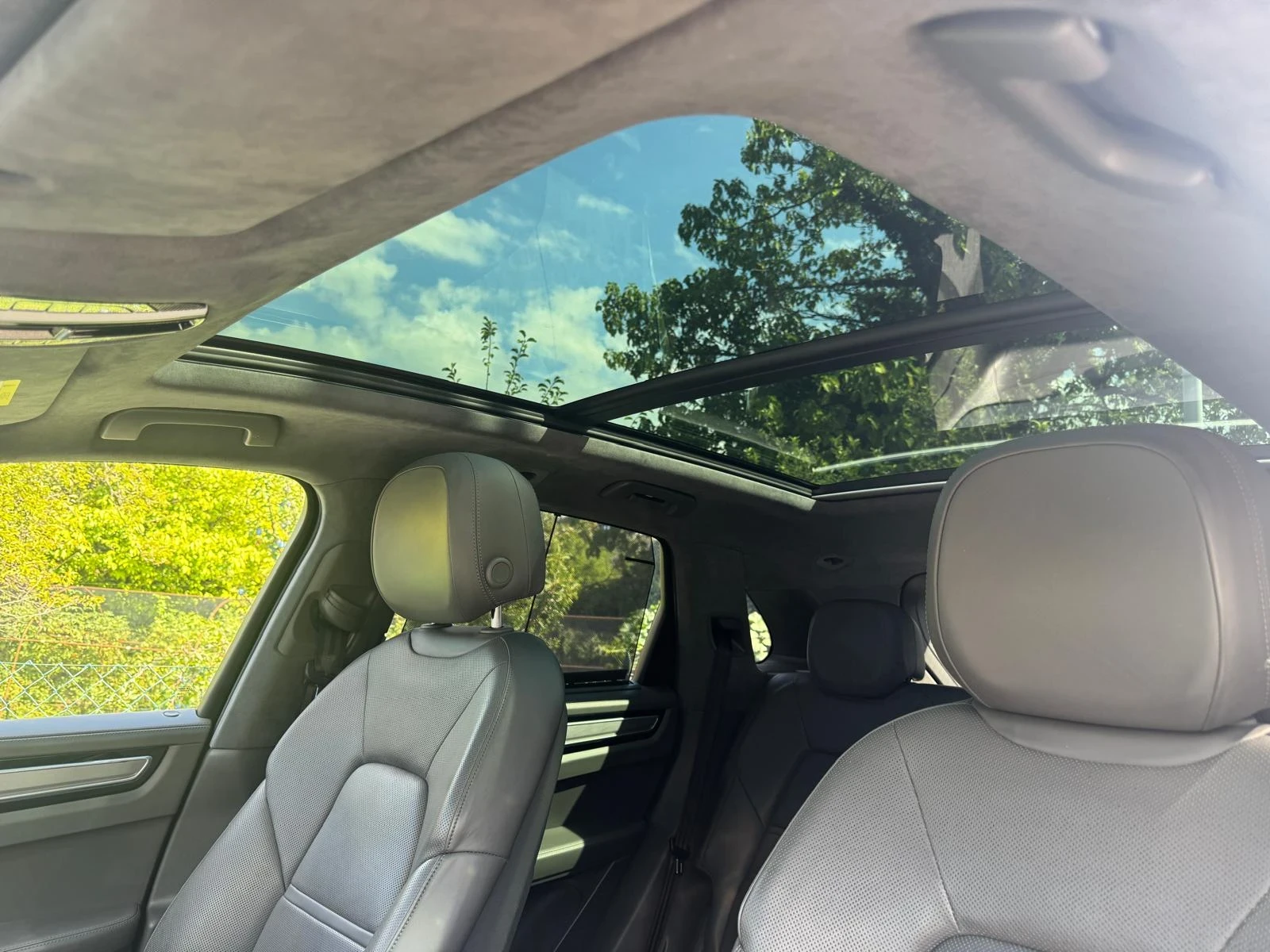 Porsche Cayenne  4.0* V8* TURBO S* E-HYBRID* 680KC, снимка 9 - Автомобили и джипове - 55839122