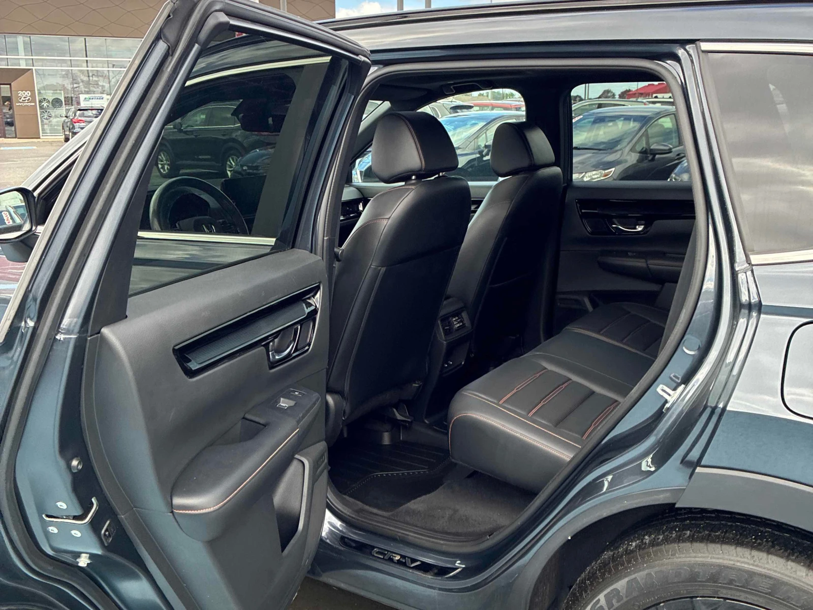 Honda Cr-v Touring AWD | CARFAX | ���������� ��� ������������ | Mobile.bg � ����������� 11