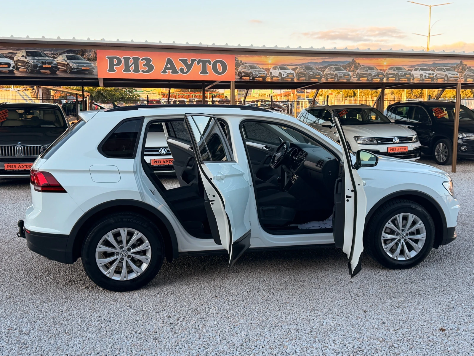 VW Tiguan 2.0TDI* 100%KM* 6SK* LED* LIZING, снимка 6 - Автомобили и джипове - 56619980