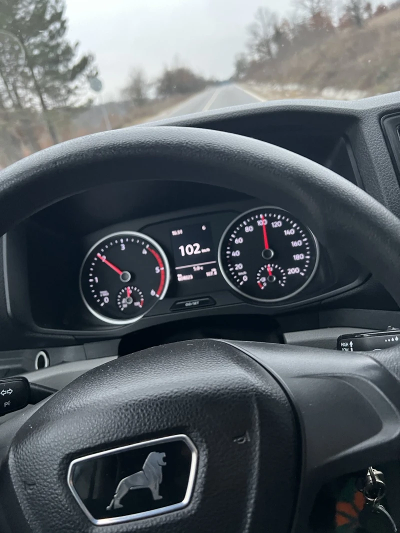 VW Crafter, снимка 10 - Бусове и автобуси - 52336448