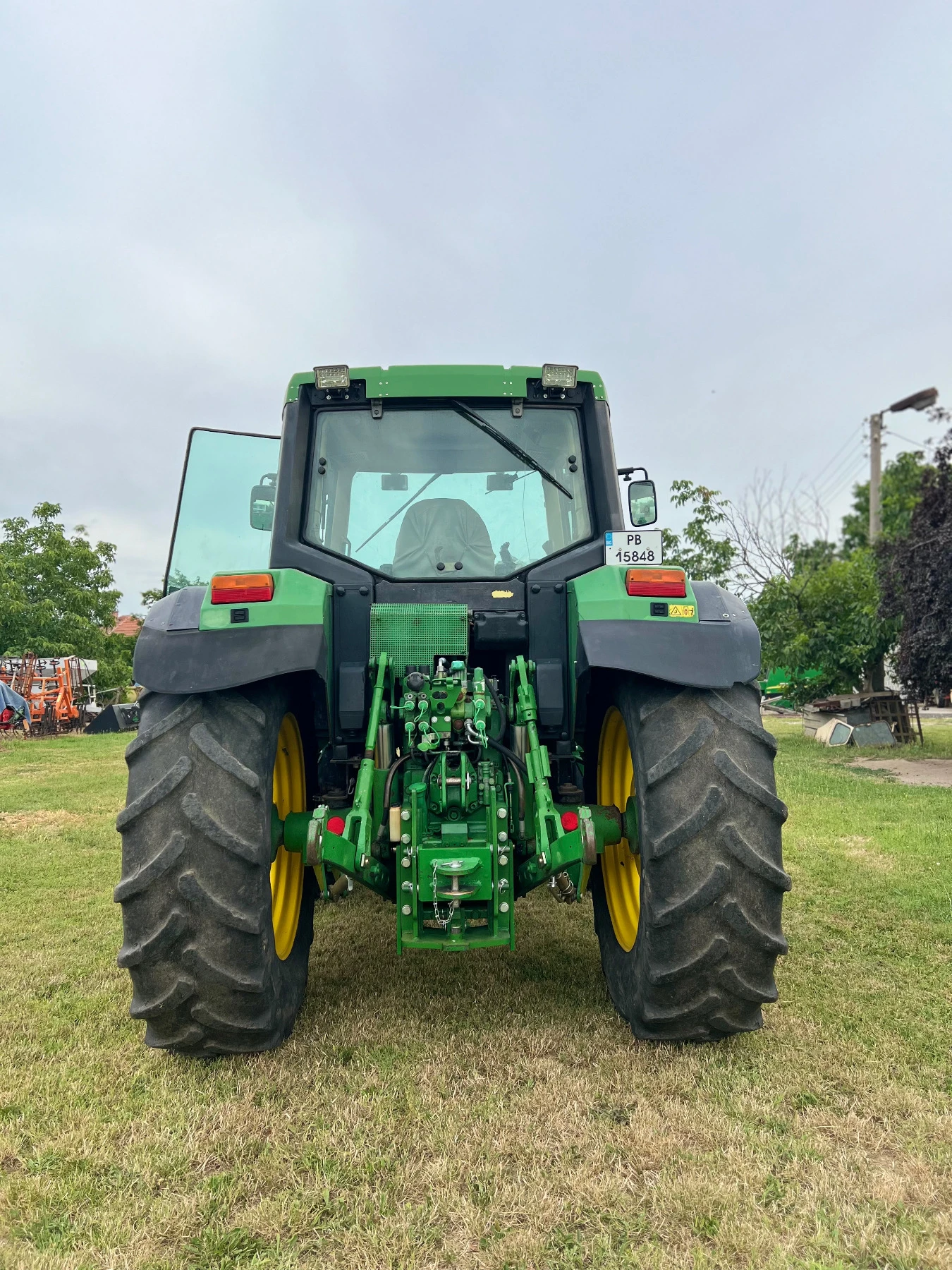 Трактор John Deere John deree 6510 - изображение 4