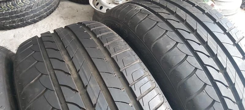 Гуми Летни 255/40R18, снимка 3 - Гуми и джанти - 33641928