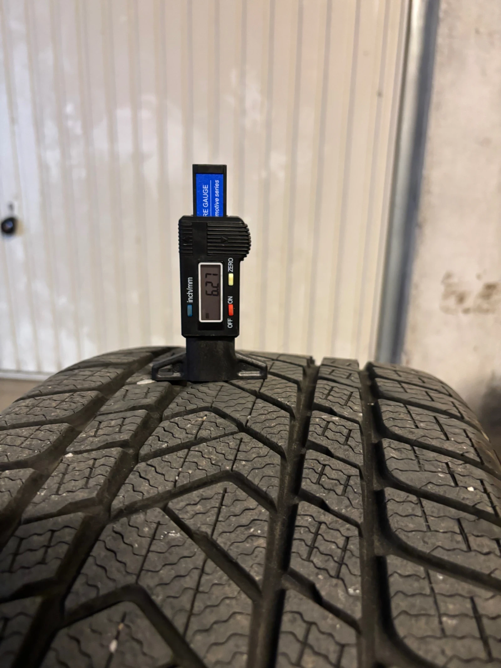    275/40R18  BMW | Mobile.bg   4