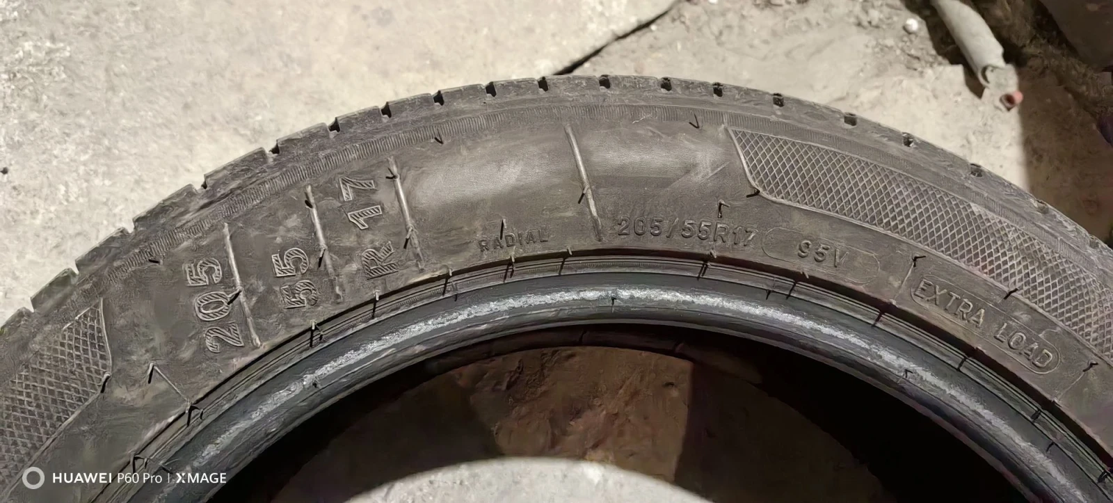 Гуми Летни 205/55R17, снимка 4 - Гуми и джанти - 55586182