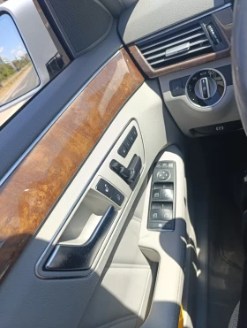 Mercedes-Benz E 350 4matic, benzine , снимка 9