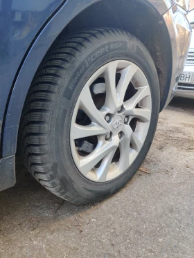 Toyota Corolla verso, снимка 17