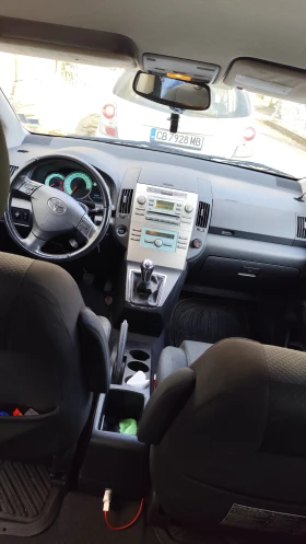 Toyota Corolla verso - 2700 € / 5280.74 лв. - 46877196 7