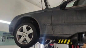 Mercedes-Benz E 350 - 1800 € / 3520.49 лв. - 27317294 6