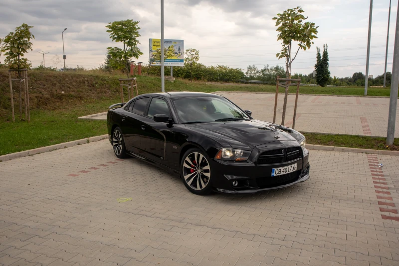 Dodge Charger 6.4 SRT-8, снимка 7 - Автомобили и джипове - 47779387