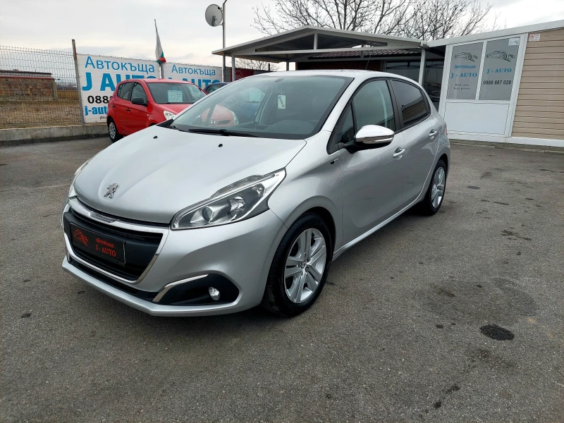 Peugeot 208 1.6 BLUE HDI НАВИ , снимка 5 - Автомобили и джипове - 48985626