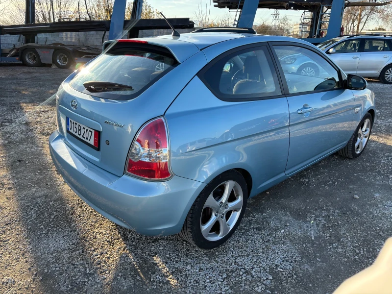Hyundai Accent 1.4i 97 к.с., снимка 5 - Автомобили и джипове - 50879000