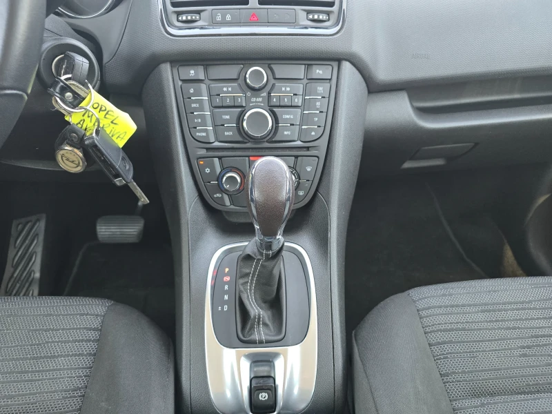 Opel Meriva 1.7CDTI АВТОМАТИК ИТАЛИЯ Реални Километри НовиГуми, снимка 14 - Автомобили и джипове - 50988325