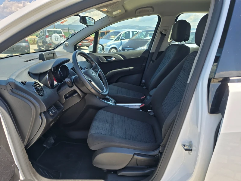 Opel Meriva 1.7CDTI АВТОМАТИК ИТАЛИЯ Реални Километри НовиГуми, снимка 11 - Автомобили и джипове - 50988325