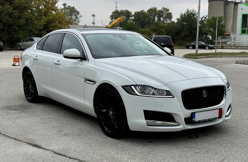 Jaguar Xf 2.0D | ВСИЧКИ ЕКСТРИ | ЛИЗИНГ, снимка 2 - Автомобили и джипове - 52291108