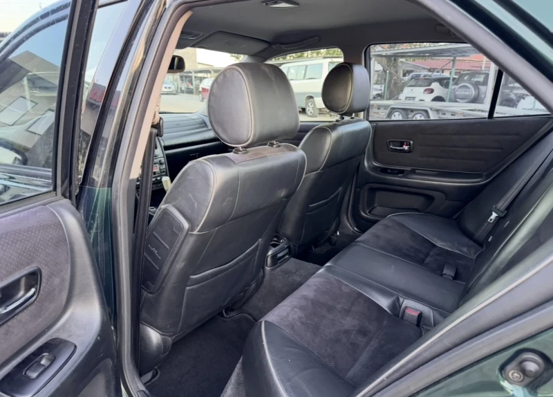 Lexus IS 200 i, снимка 10 - Автомобили и джипове - 51514891