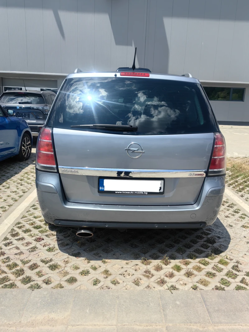 Opel Zafira 2.0T, снимка 7 - Автомобили и джипове - 52620881