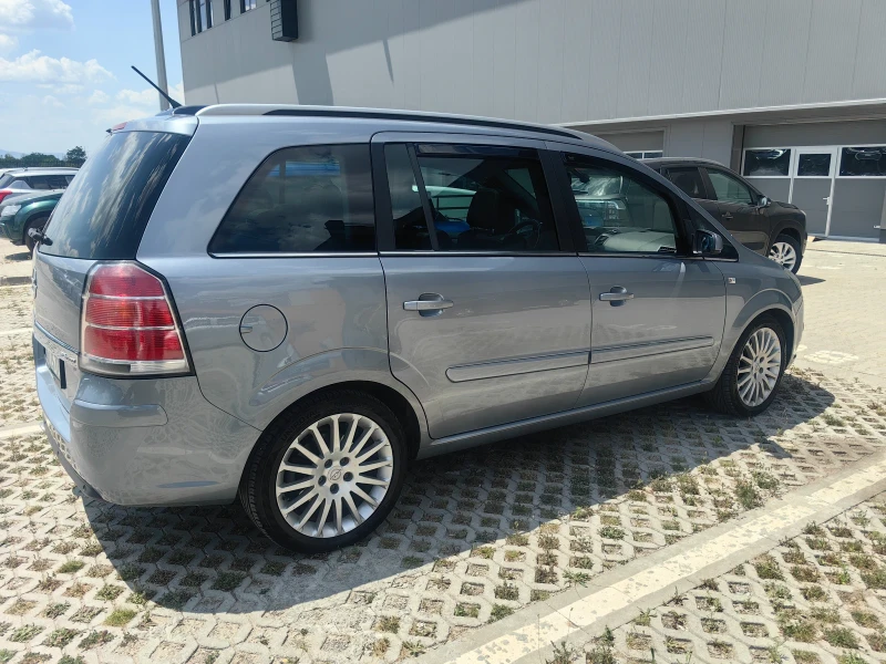 Opel Zafira 2.0T, снимка 5 - Автомобили и джипове - 52620881