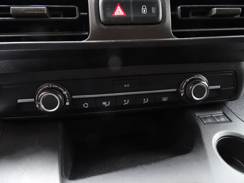 Opel Combo 1.5 NAVI KLIMA N1 MAXI  EURO 6 , снимка 13 - Автомобили и джипове - 52157882