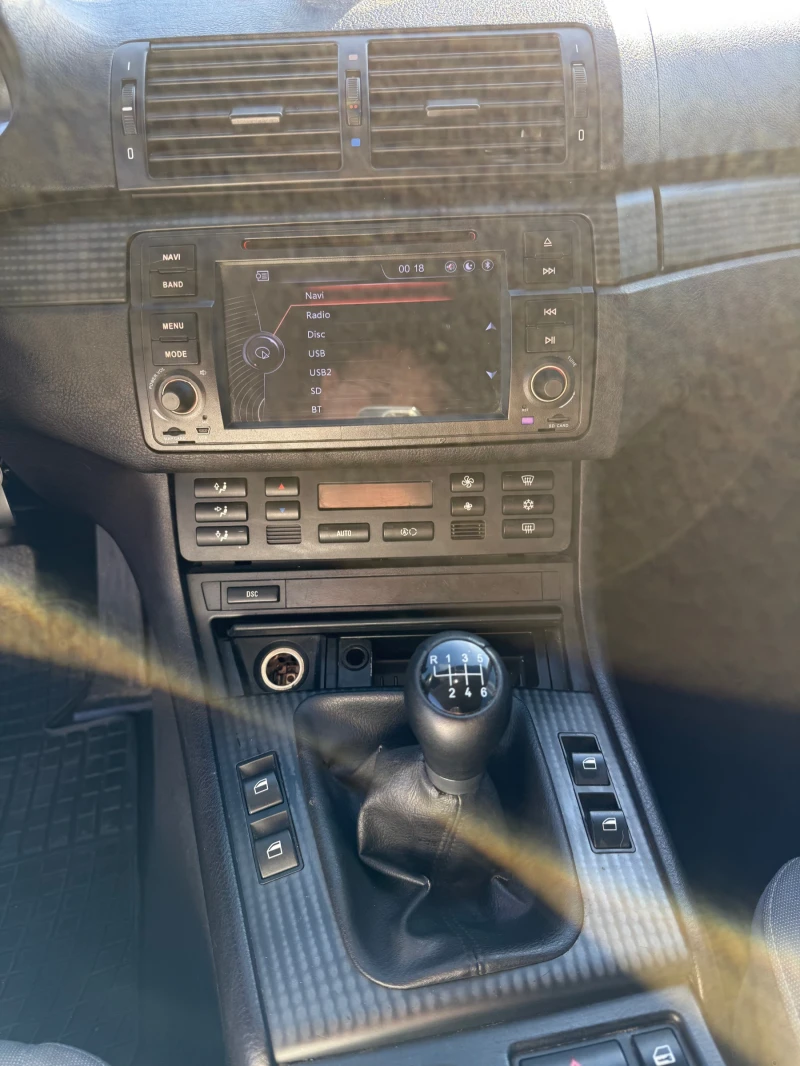 BMW 320 Facelift , снимка 9 - Автомобили и джипове - 52238277