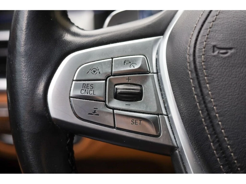 BMW 750 * 750i xDrive Sedan * CARFAX * ЦЕНА ДО БГ, снимка 9 - Автомобили и джипове - 52786724