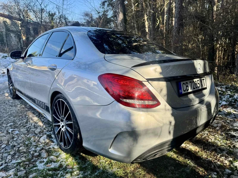 Mercedes-Benz C 300 AMG 4-MATIC, снимка 6 - Автомобили и джипове - 52946330