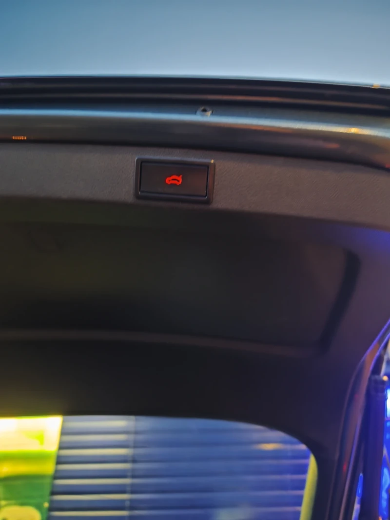 Skoda Octavia 2.0 TDI 150P.S РЕАЛНИ КИЛОМЕТРИ гаранция , снимка 5 - Автомобили и джипове - 53013981