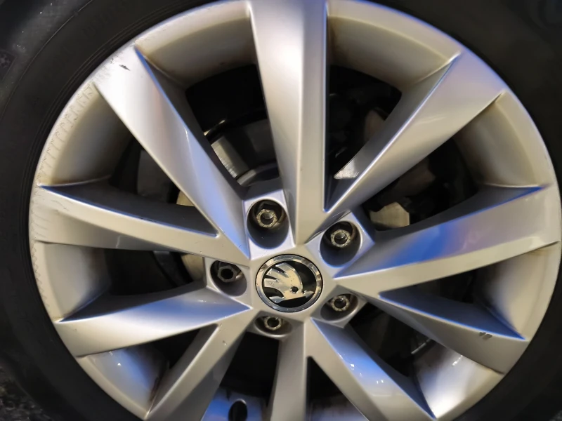 Skoda Octavia 2.0 TDI 150P.S РЕАЛНИ КИЛОМЕТРИ гаранция , снимка 2 - Автомобили и джипове - 53013981