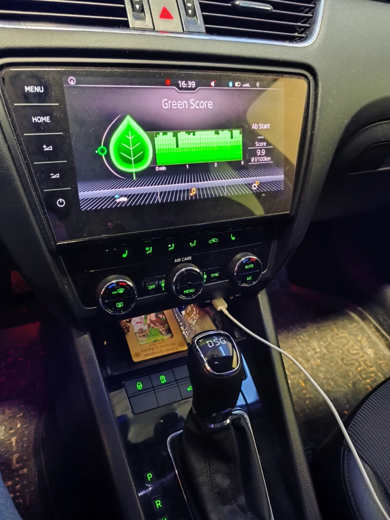 Skoda Octavia 2.0 TDI 150P.S РЕАЛНИ КИЛОМЕТРИ гаранция , снимка 12 - Автомобили и джипове - 53013981