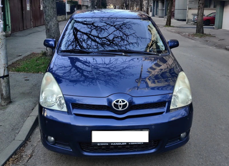 Toyota Corolla verso, снимка 10 - Автомобили и джипове - 53114336