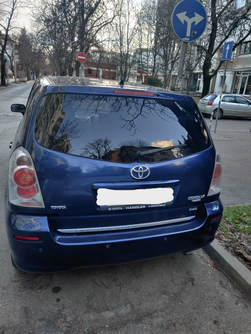 Toyota Corolla verso, снимка 15 - Автомобили и джипове - 53114336