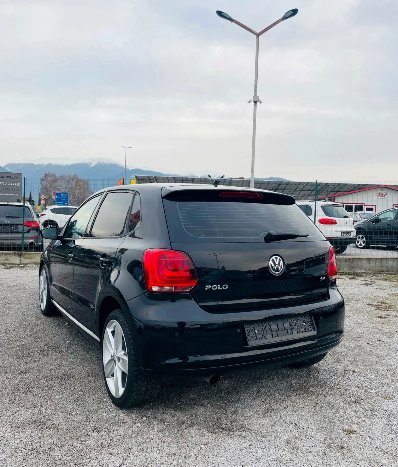 VW Polo 1.4 Highline * АВТОМАТИК DSG* Сервизна история* , снимка 7 - Автомобили и джипове - 53238941