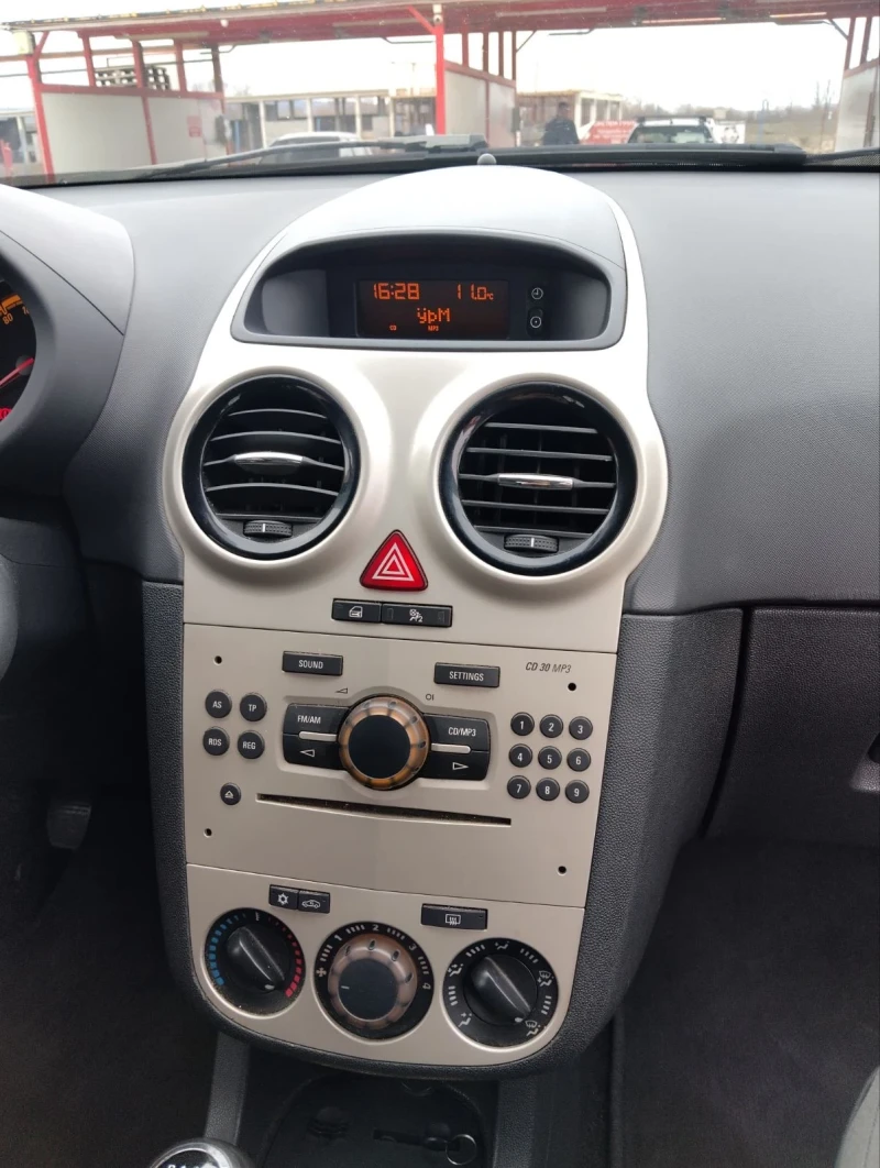 Opel Corsa, снимка 2 - Автомобили и джипове - 53478584