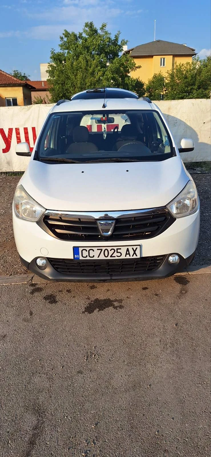 Dacia Lodgy 1.2 бензин газ, снимка 1 - Автомобили и джипове - 47788500