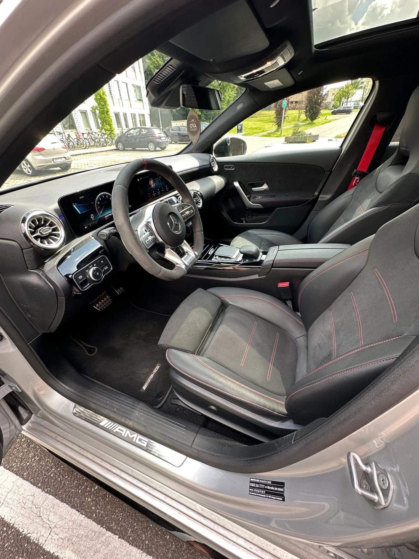 Mercedes-Benz A 35 AMG 4Matic / с гаранция до 08/2026 - изображение 7